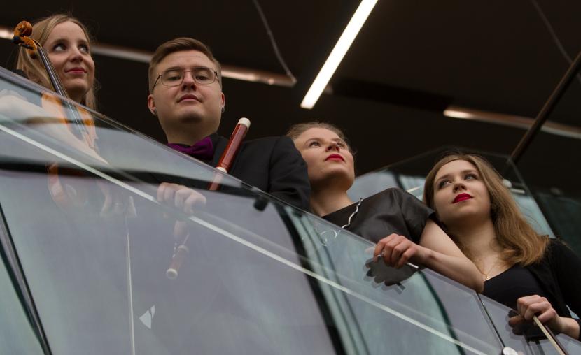 Æstus: Laura Hárs, Ilkka Eronen, Aura Visala, Johanna Randvere. Kuva: József Hárs